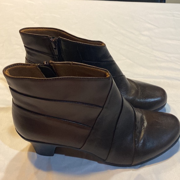 Earth Spirit Ankle Bootie size 8 leather upper Flora Brown - Picture 2 of 12